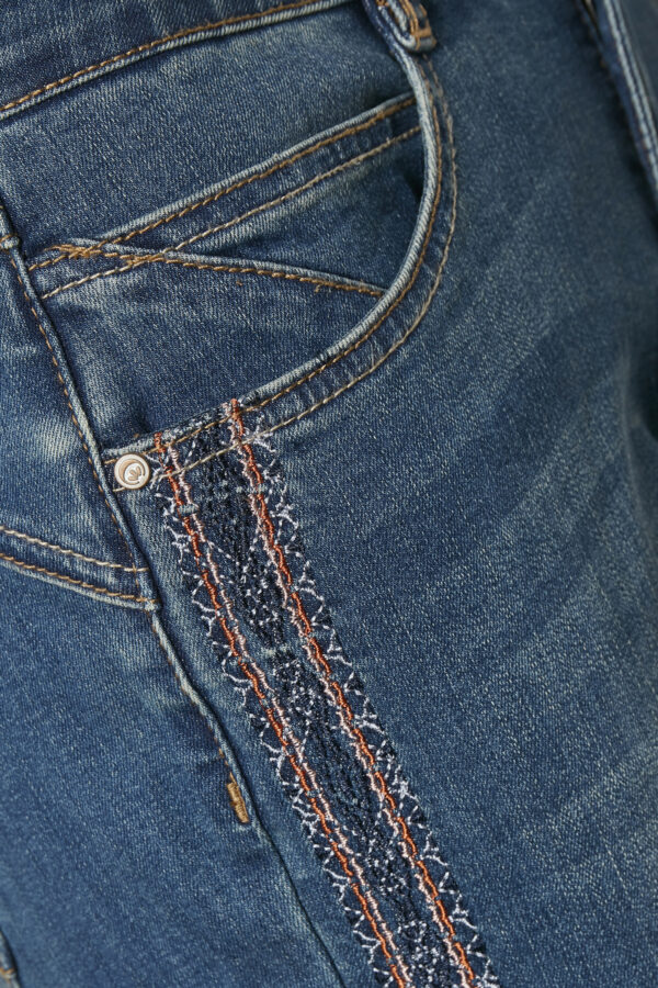 CREAM COCO FIT JEANS - Image 4